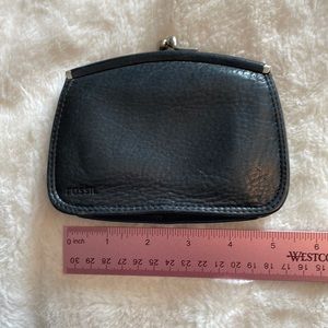 Fossil black leather credit card cash kiss lock closure wallet.